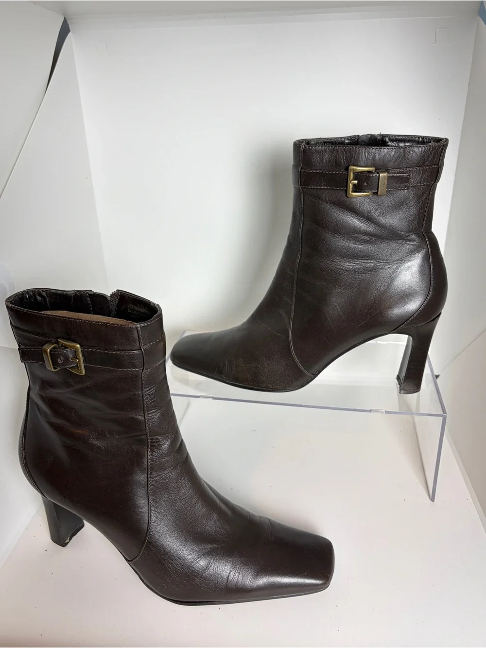 VTG Y2K Bandolino Clara Mid-Calf Square Toe Boot in Brown; Size 8